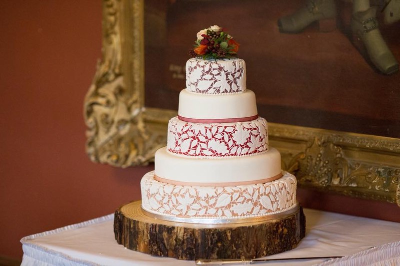 Wedding Cake by Leanda Moss