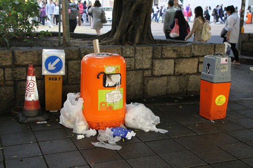 Overflowing rubbish bin on Nathan Road