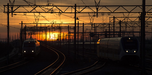 sunset thalys transport hanswesterink yard railways bahn tgv ns hfdo train zug catenary