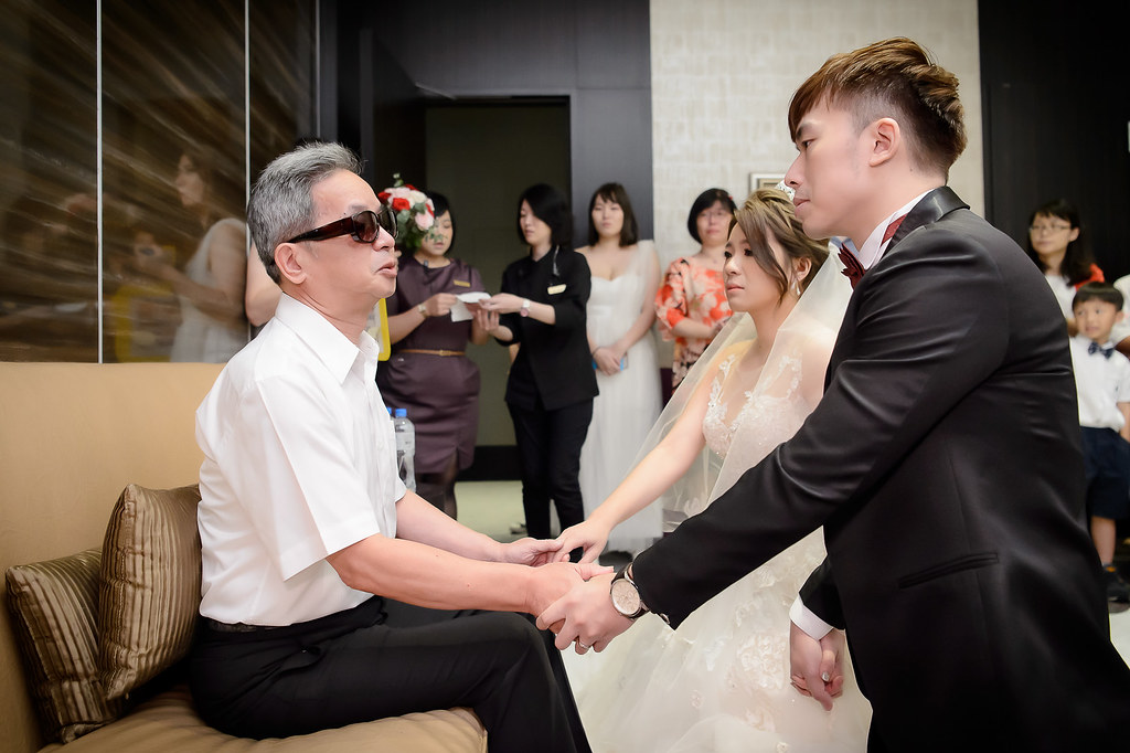 [婚禮攝影]婉鈴駿勳 文定迎娶午宴@中和華漾飯店-最專業的團隊完成每場完美婚禮紀錄，拍的不只好更要快! #婚攝