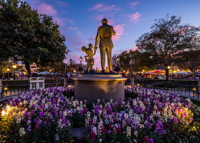 Disneyland — Partners Statue