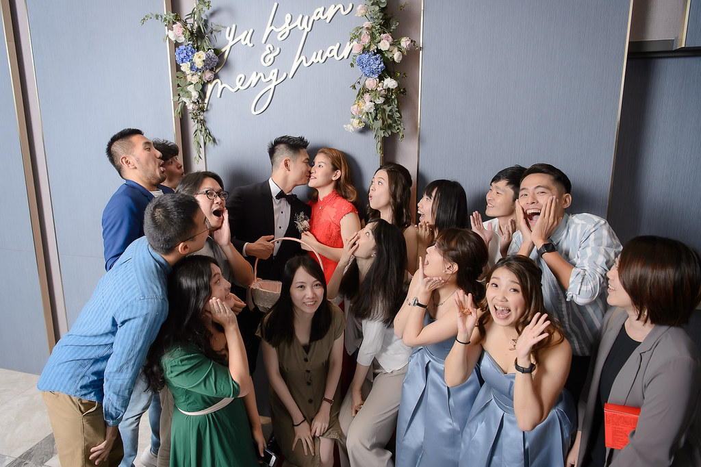[婚禮攝影]孟桓譽璇 幸福午宴@格萊天漾大飯店-最專業的團隊完成每場完美婚禮紀錄，拍的不只好更要快! #婚禮拍立得