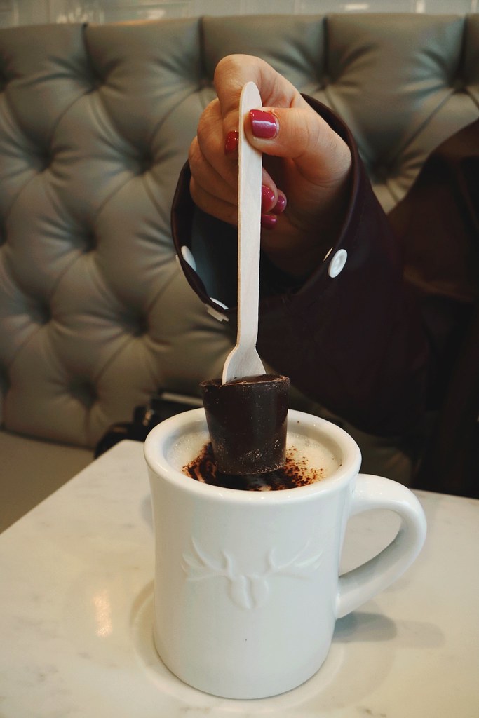 Moose Coffee - Hot chocolate