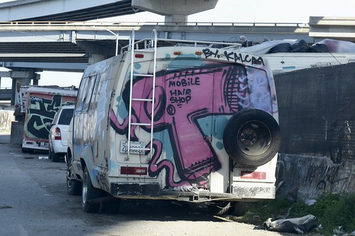 MOBILE HAIR SHOP | by STILSAYN