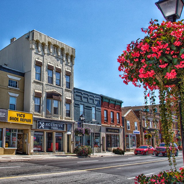Aurora Ontario - Canada - Main Street - Commercial Stores