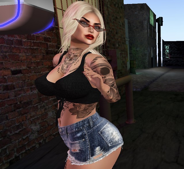She’s just that girl from Jersey... Blueberry Fye Ruched Top V1 by Blueberry Horizon hairstyle by Truth Skylar Denim shorts Lt Blue by Erratic Black Glasses by Tim Yung Amai piercings by Toksik Pucker Tattoo by Isuka #BLUEBERRY #ERRATIC