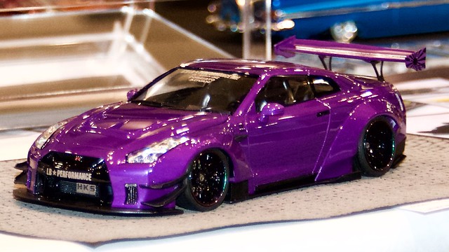 Hot Nissan GT-R  with Liberty Walk body kit, from front. Awesome purple paint Note blue-green highlilght on inside of wheel rims... DSC_0302 (1)