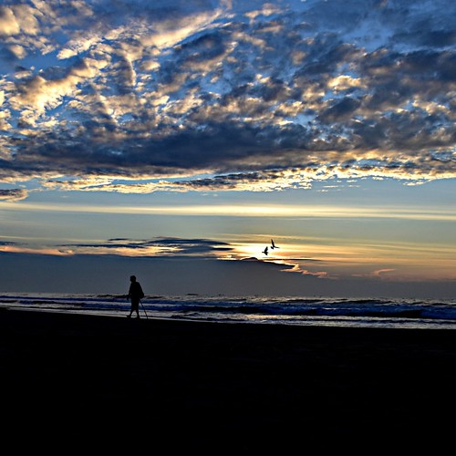 beach beachscape sunrise clouds flickr flickphotography photography mood moody