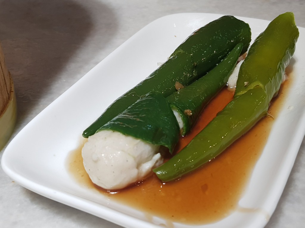 香鱼酿辣椒 Stuffed green pepper rm$6.50 @ 锦选香港点心 Restoran Jin Xuan Hong Kong Dim Sum USJ10