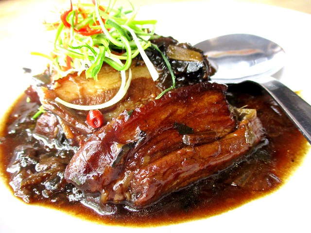 Dragon Restaurant mui choy stewed pork belly