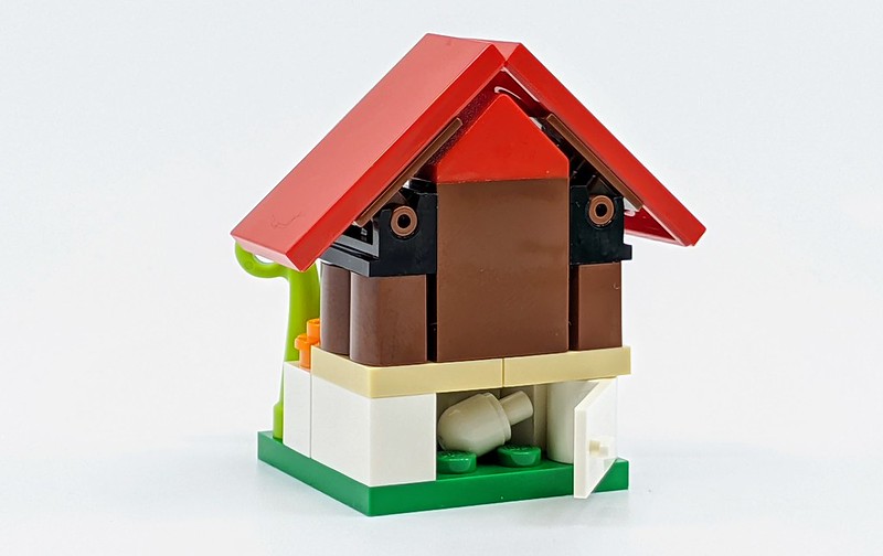 853990: Easter Bunny House Set Review