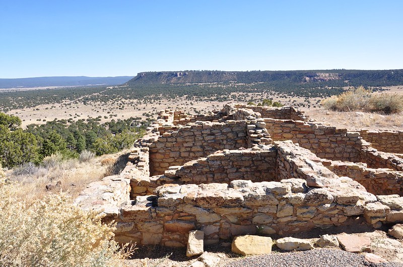 Mesa Loop Trail & Atsinna Pueblo ~ El Morro National Monument