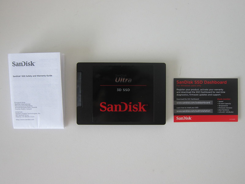 SanDisk Ultra 3D 2TB SSD - Box Contents