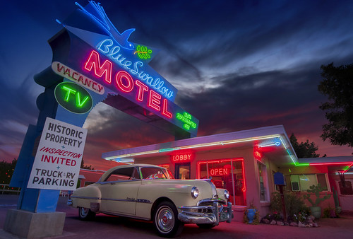 neon nightphotography newmexico 1950s motels route66 americana