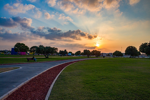 aspire doha qatar zhunesh park city cityscape landscape cloudy travel canon tamron 650d sunset