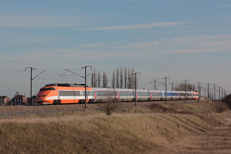 TGV SE en livrée d'adieu 49533416348_4218e6646b_c