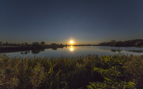 canon6d landscape nature outdoors outside water lake reflection sky blue sun sunset hinchingbrooke cambridgeshire uk