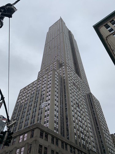 Empire State Building | by Cesar Flandes