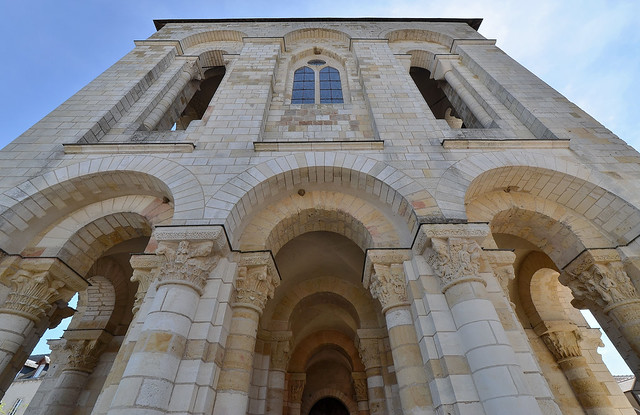 Saint-Benoît-sur-Loire (Loiret) - Abbaye de Fleury - Tour-porche