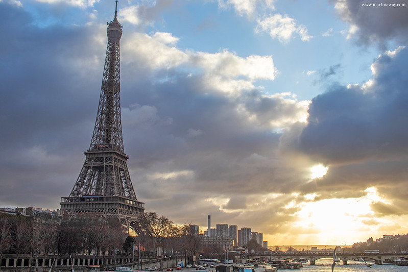 Torre Eiffel, Serie tv ambientate a Parigi