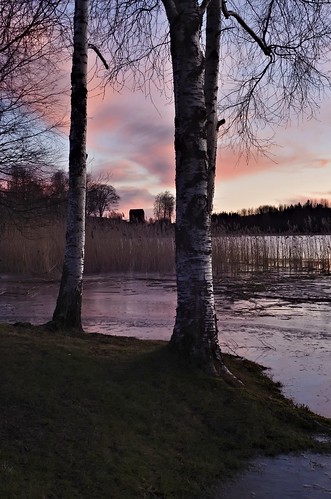 stefanorugolo pentax pentaxk5 kepcorautowideanglemc28mm128 kmount sunset birches barn trees lake water river sky clouds reeds sweden landscape ice reflections dusk