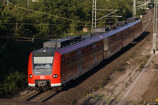 j- 425 239-1 vor Heidelberg