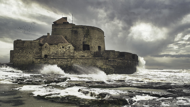 Fort D'Ambleteuse in the storm