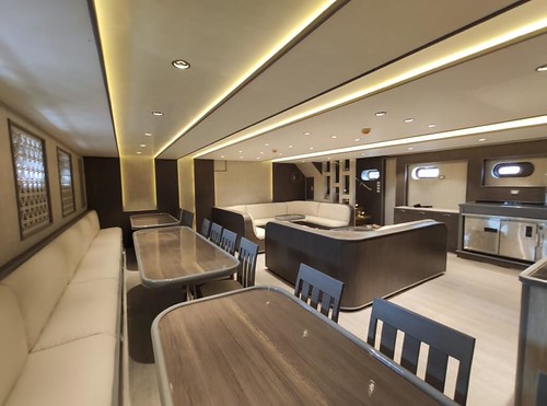 Saudi Explorer dinette