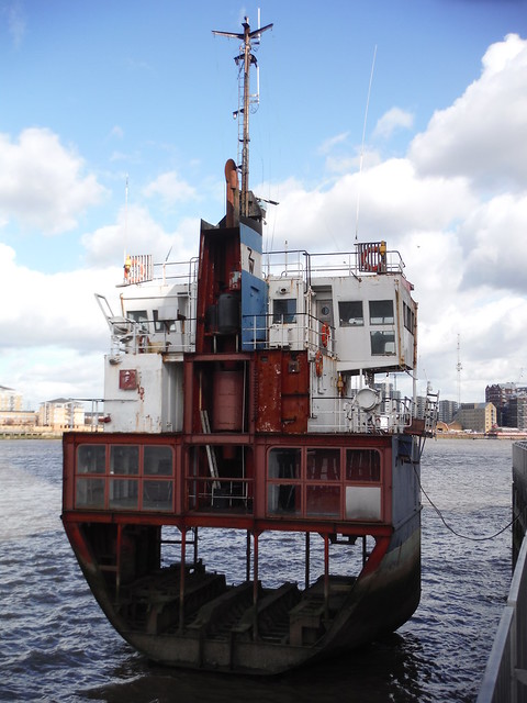 A Slice of Reality – Richard Wilson SWC Short Walk 42 - Thames Path: Greenwich to Woolwich