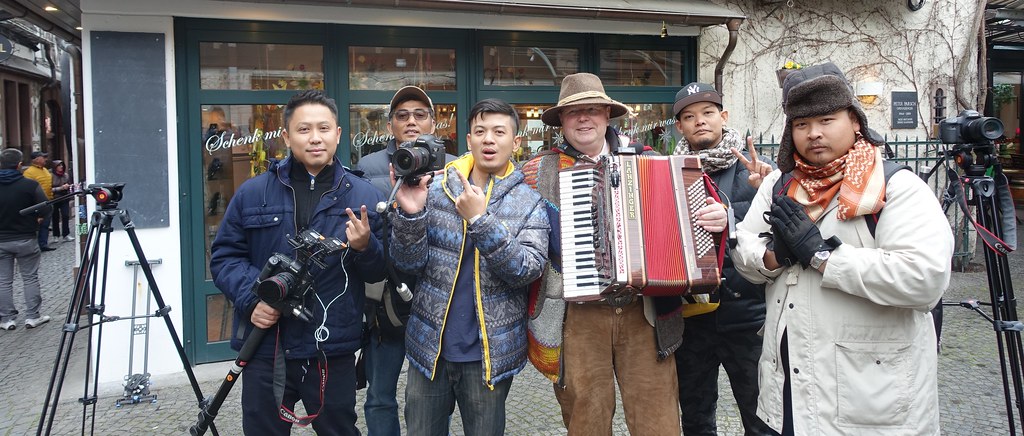 A TV-Team from Thailand in Germany - Ruedesheim on the River Rhine - the Famous small Street DROSSELGASSE