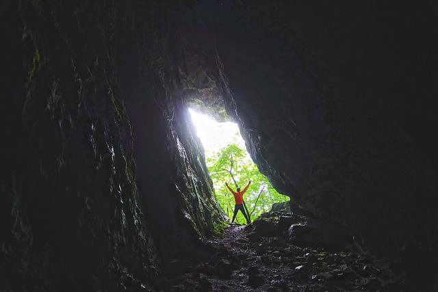 Cueva de Santibaña