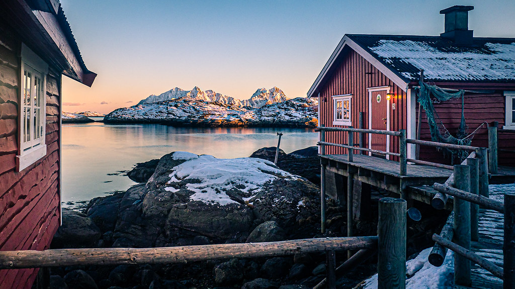 Sunset in Svolvaer - Norway - Travel photography