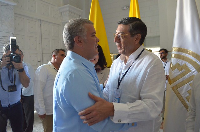 Mandatario de Colombia presidio el acto de homenaje a la CAN en la cual se presento estampilla conmemorativa