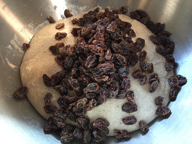 Mixing raisins