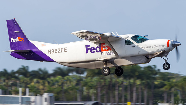 Cessna 208B Super Cargomaster N862FE FedEx Feeder