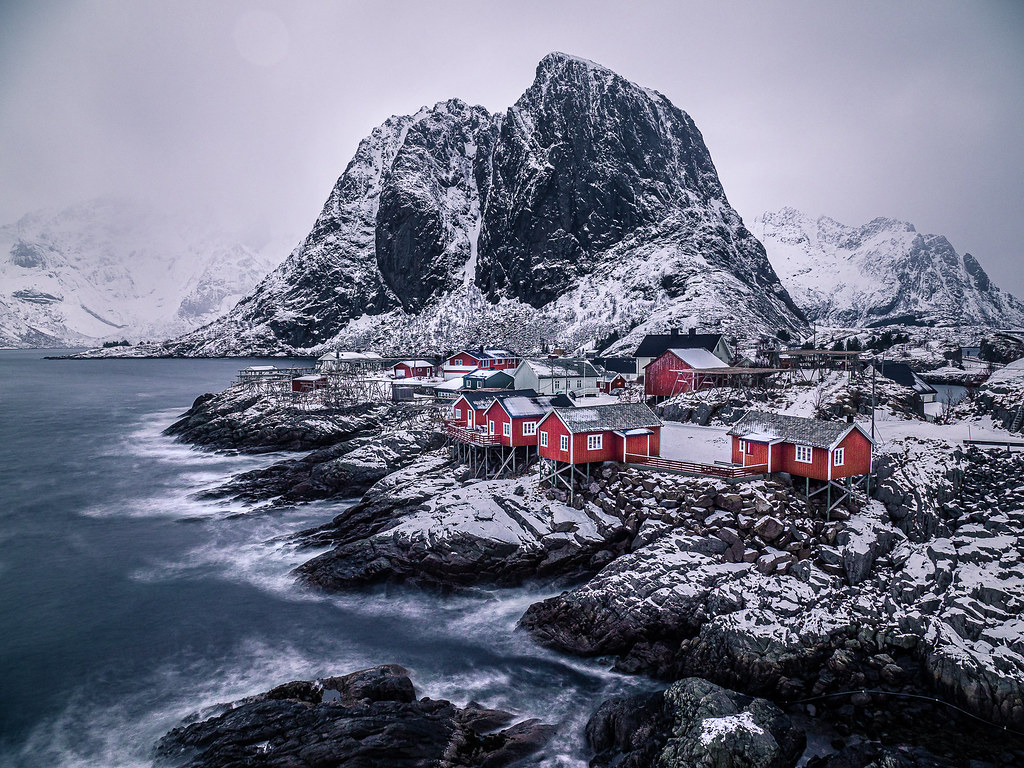 Hamnoy - Lofoten, Norway - Seascape photography