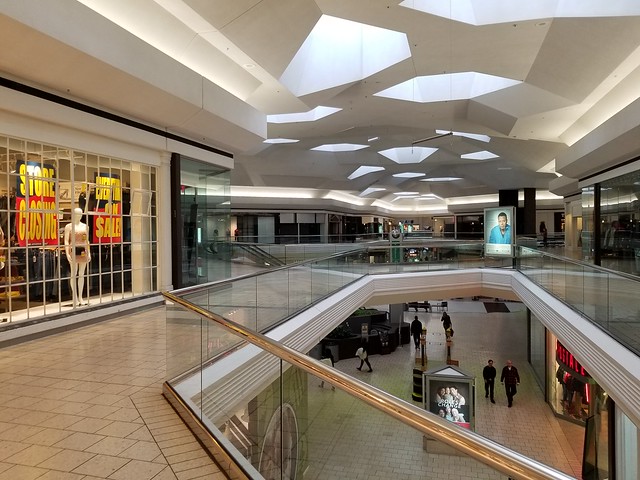 Gaithersburg, MD Lakeforest Mall