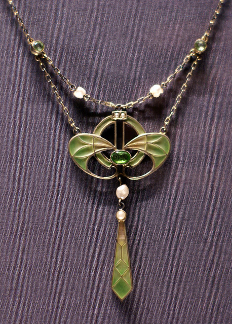 Jugendstil-Schmuck (Art Nouveau Jewelry)