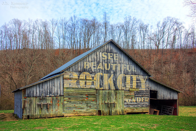 See Beautiful Rock City barn - Lawrenceburg, Tennessee