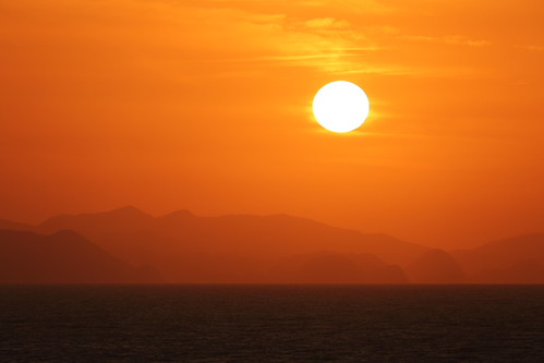 Sunset by Teruhide Tomori, Located : Taiza, Tango-cho, Kyotango-shi, Kyoto pref.

京都府京丹後市丹後町間人sun sunset japan japon tango kyot