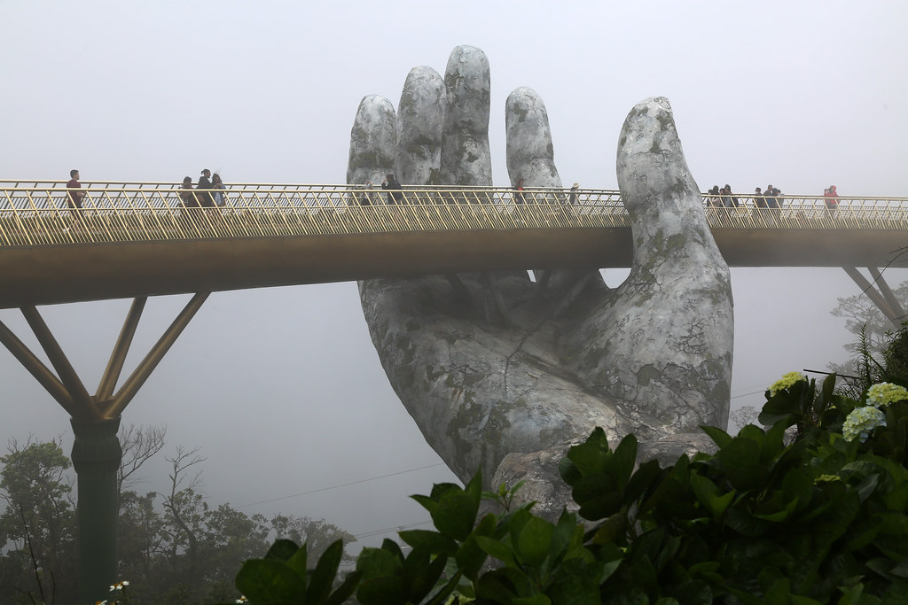The Golden Bridge (Vietnamese: Cầu Vàng) Bà Nà Hills resor… | Flickr