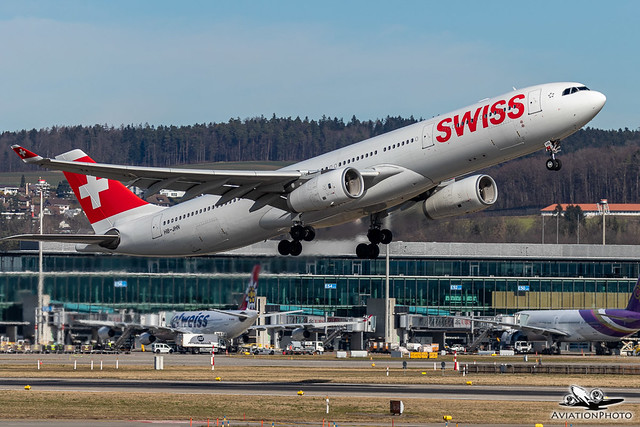 HB-JHN | Swiss | Airbus A330-343