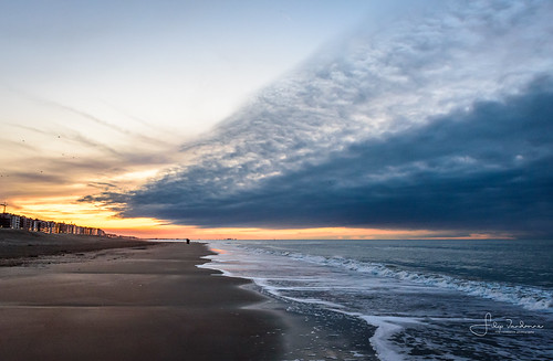 sea shore coast koksijde beach sand dunes northsea clouds storm sky evening sunset belgiancoast