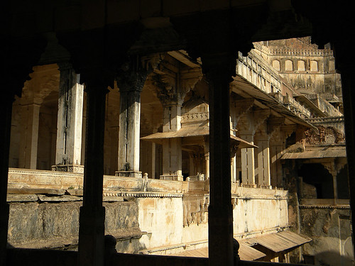 Looking through the colonnade at the interior courtyard of Garh Palace in Bundi, India