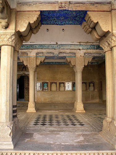 Pillared entry leading into the hall of frescos of Garh Palace in Bundi, India