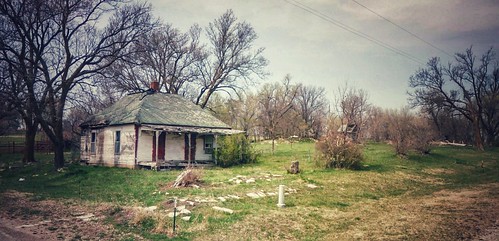 abandoned abandonedhouse forgotten shuttered oncewashome lost backroads kansas decay ruraldecay ruralflight dilipidated old scanned