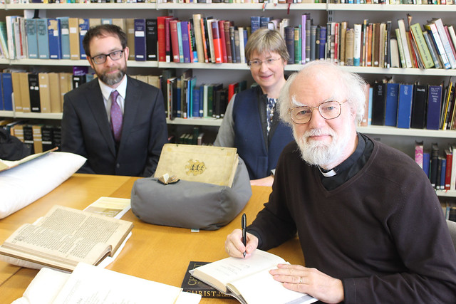 Bishop Rowan Williams visits RCB Library