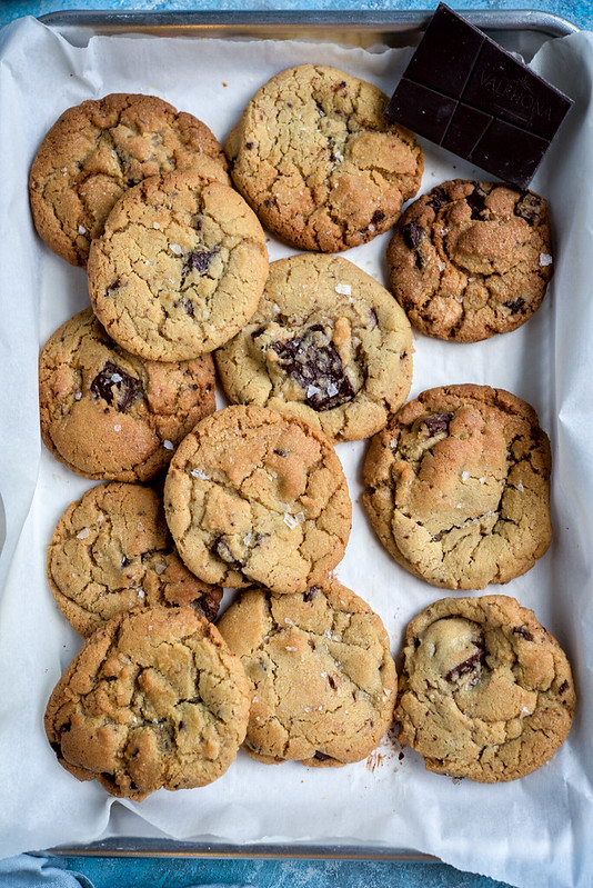 Brown sugar chocolate chunks cookies