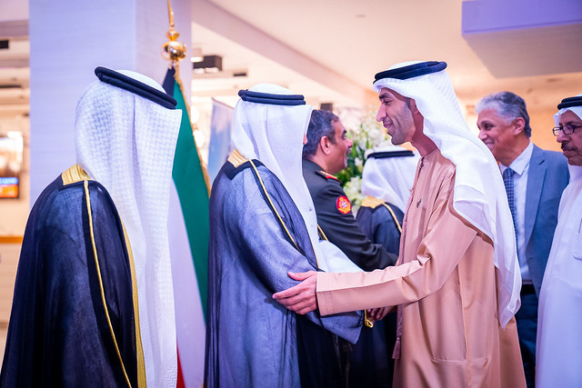 عبدالله بن زايد يحضر حفل السفارة الكويتية بمناسبة اليوم الوطني