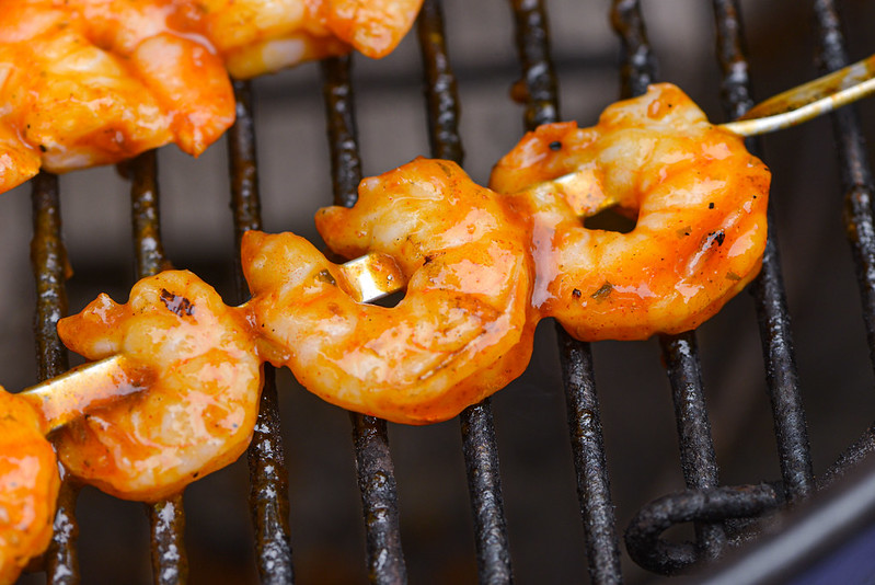 Sriracha Shrimp on Wonton Chips